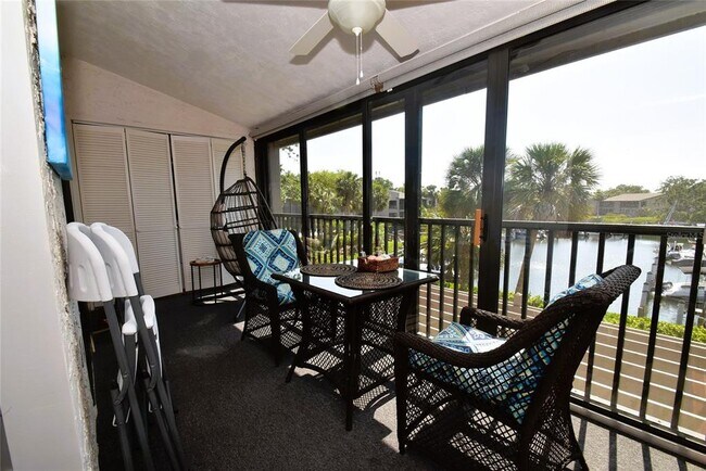 Building Photo - 1627 Boathouse Cir
