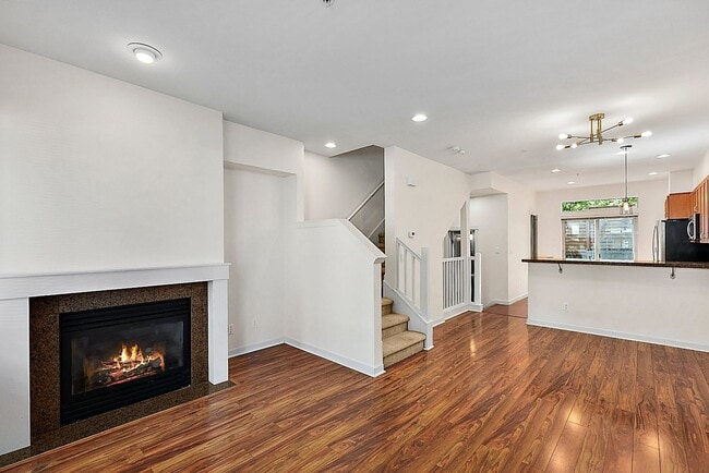 Building Photo - Modern 3-Story Tacoma Condo – Downtown Cit...