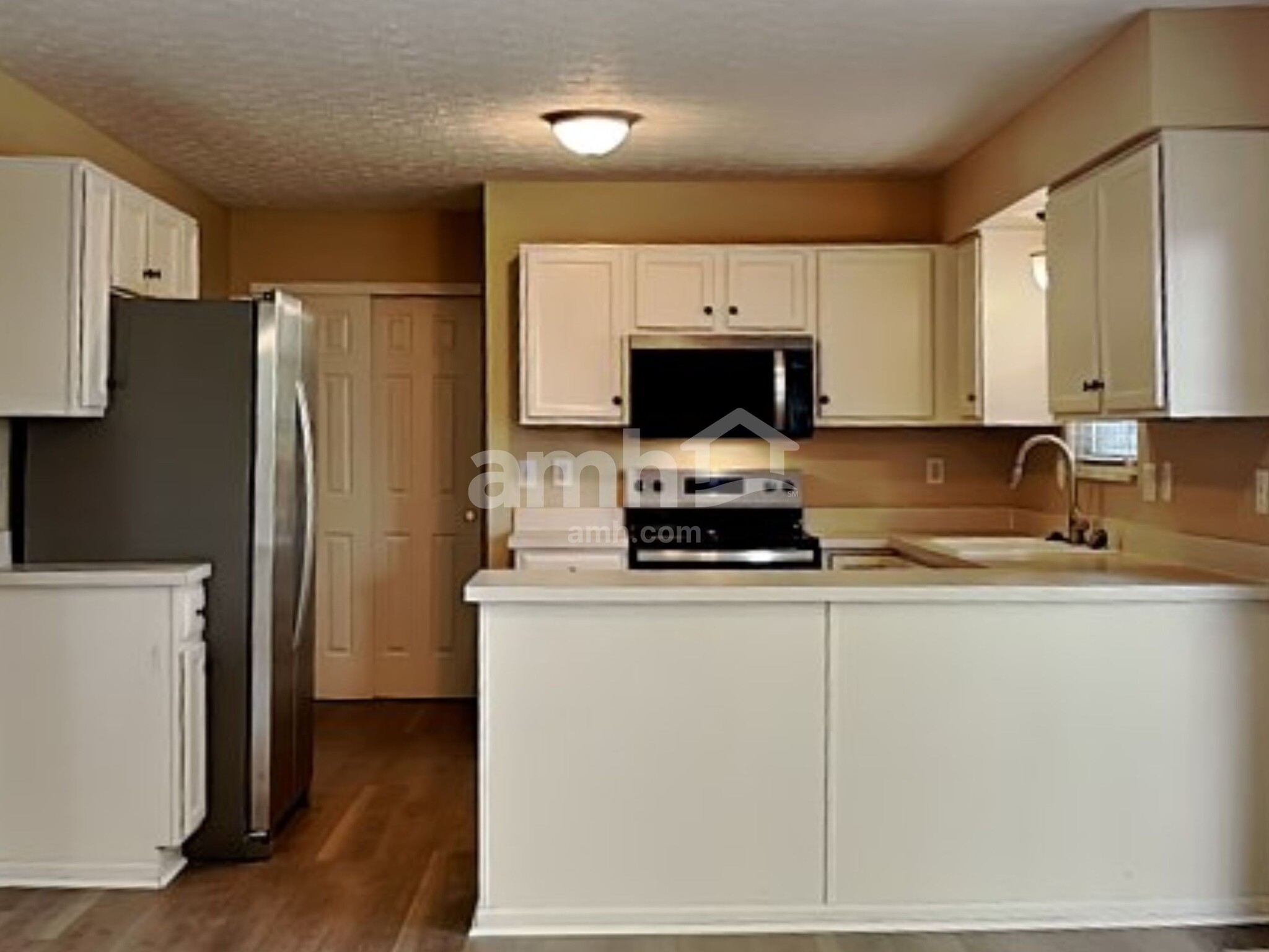 Building Photo - 712 Moreno Dr