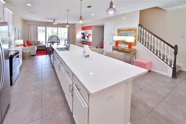 Building Photo - 1515 Carey Palm Cir