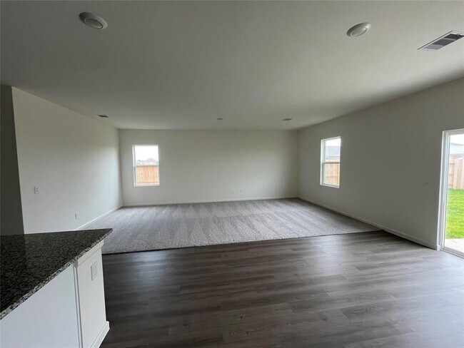 Building Photo - 5903 Grantgrala Dr
