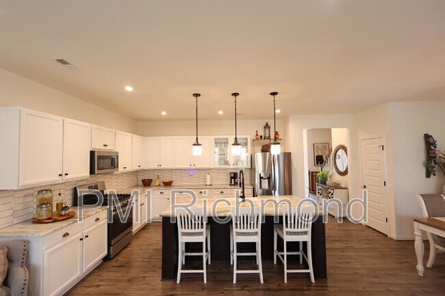 Building Photo - 12312 Wescott Dr