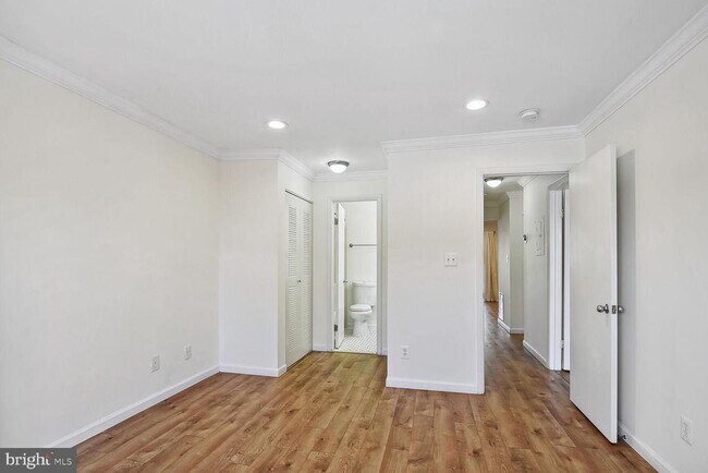 Building Photo - 11715 Olde English Dr