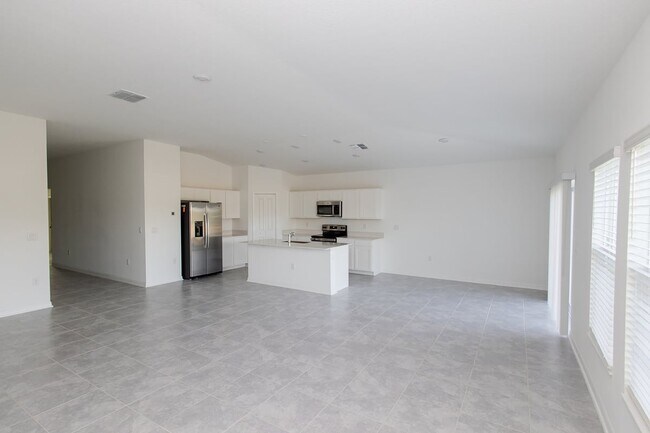 Building Photo - 1482 Austin St