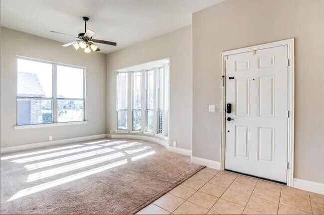 Building Photo - 6625 Thistle Wood Dr