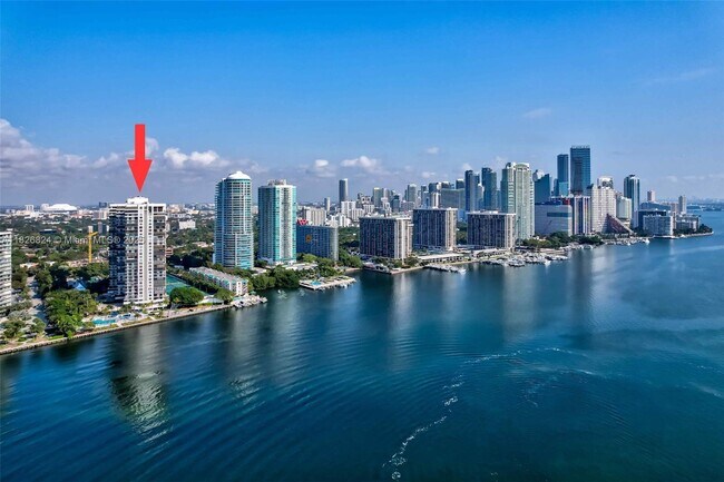 Building Photo - 2333 Brickell Ave