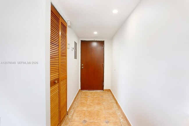 Building Photo - 9280 SW 123rd Ct