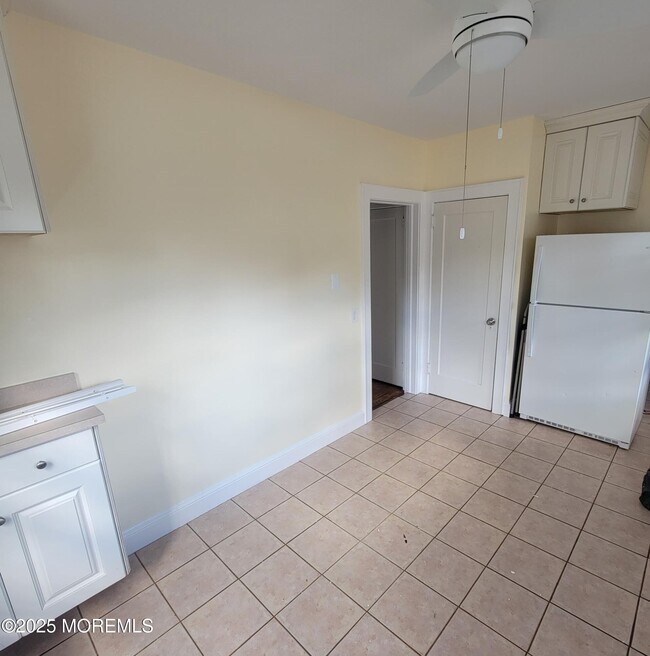 Building Photo - 922 NJ-34