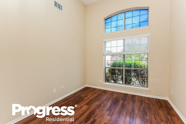 Building Photo - 12701 Campolina Way