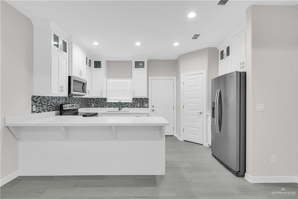 Kitchen1 - 1602 Playa Dr