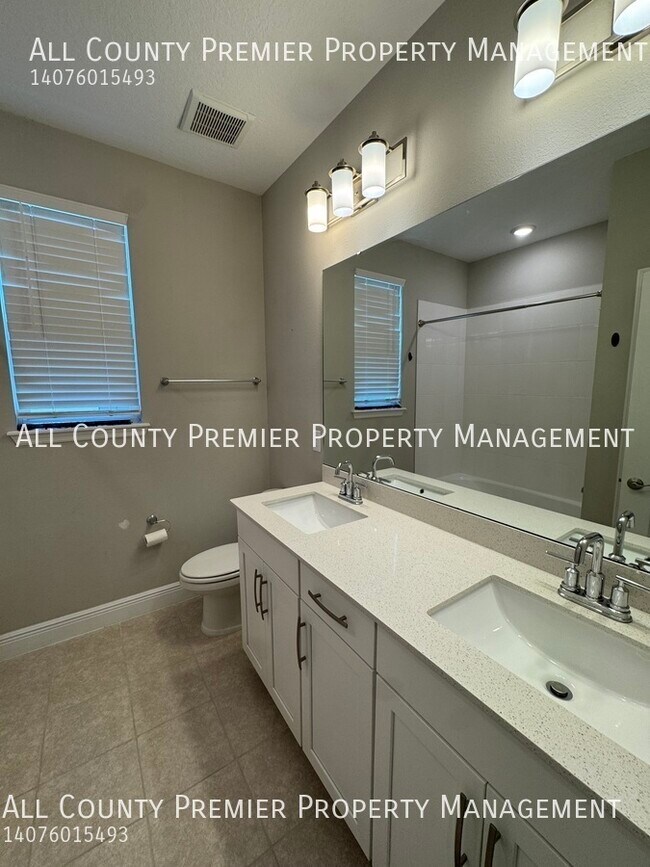 Building Photo - 10235 Austrina Oak Lp
