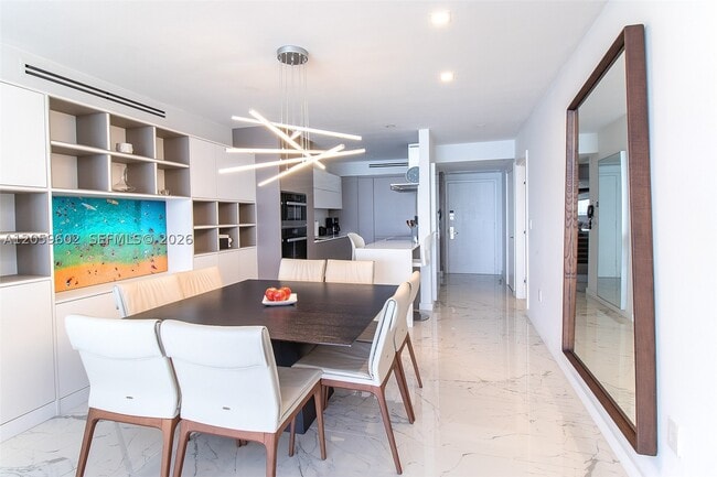 Building Photo - 17375 Collins Ave
