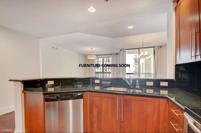 Building Photo - 2 br, 2 bath Condo - 701 S Olive Ave Apt 727