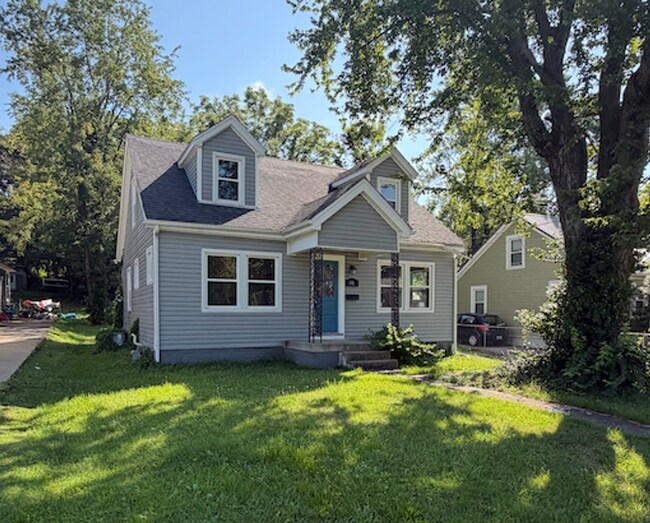 Building Photo - 141 Brown Ave