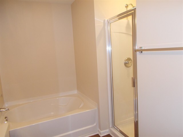 Building Photo - 2101 Trace Creek Dr