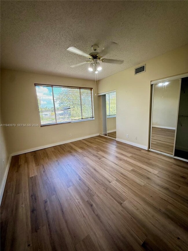 Building Photo - 7886 Dixie Beach Cir