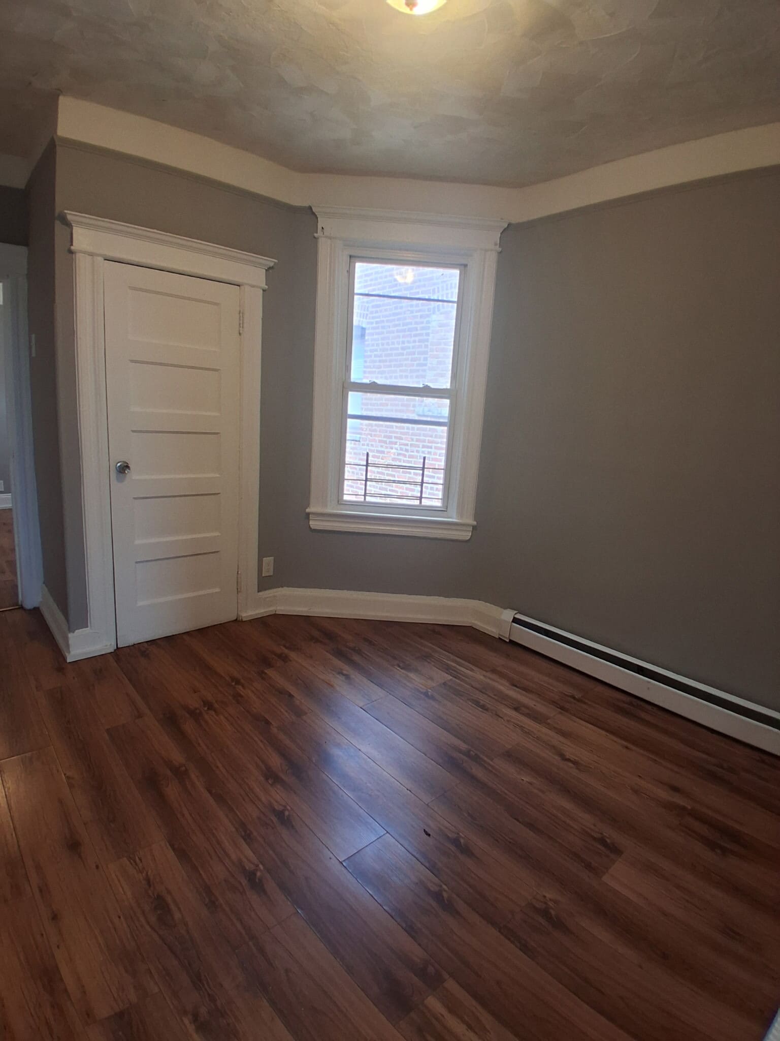 69 Bostwick 3R - 68 Bostwick Ave