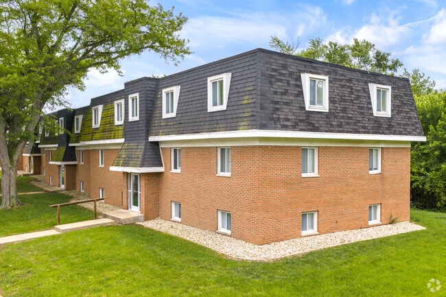 Building Photo - Covington Place