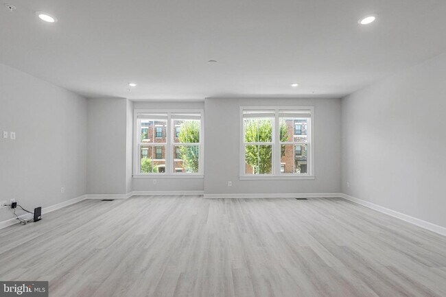 Building Photo - 22266 Philanthropic Dr