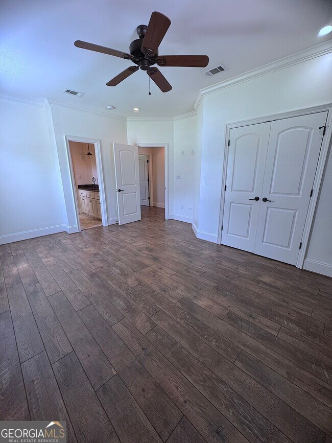 Building Photo - 5049 Carlton Ridge Cir