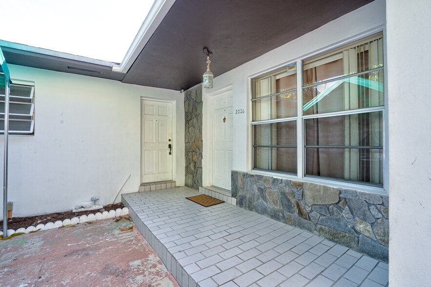 Building Photo - 2026 SW 9th St