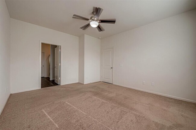 Building Photo - 1017 White Birch Ln