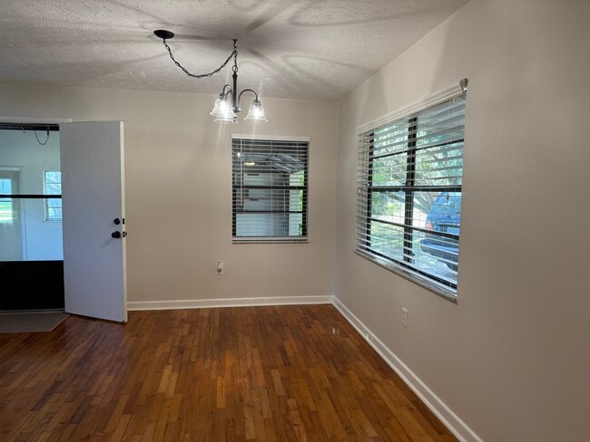 Building Photo - 5900 N Courtenay Pkwy