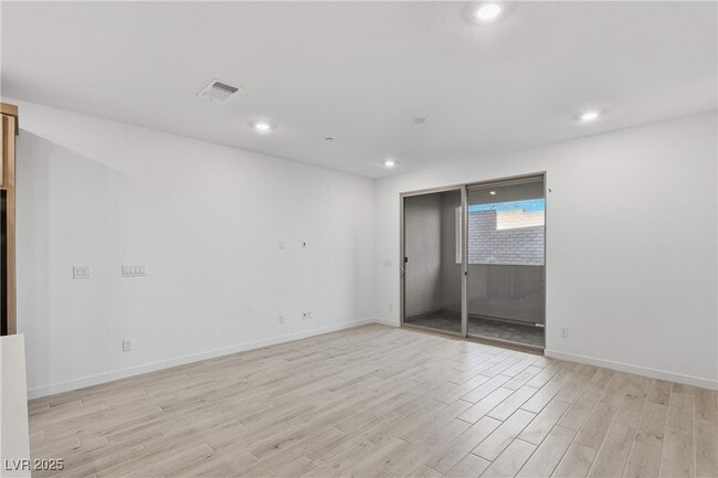 Building Photo - 11486 Dune Ledge Ave