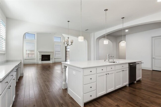 Building Photo - 2006 Pear Tree Dr