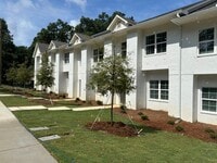 Building Photo - 423 Sanders St