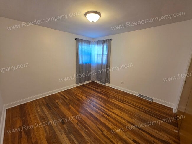 Building Photo - Spacious 2 bed 1.5 bath house in Hammond