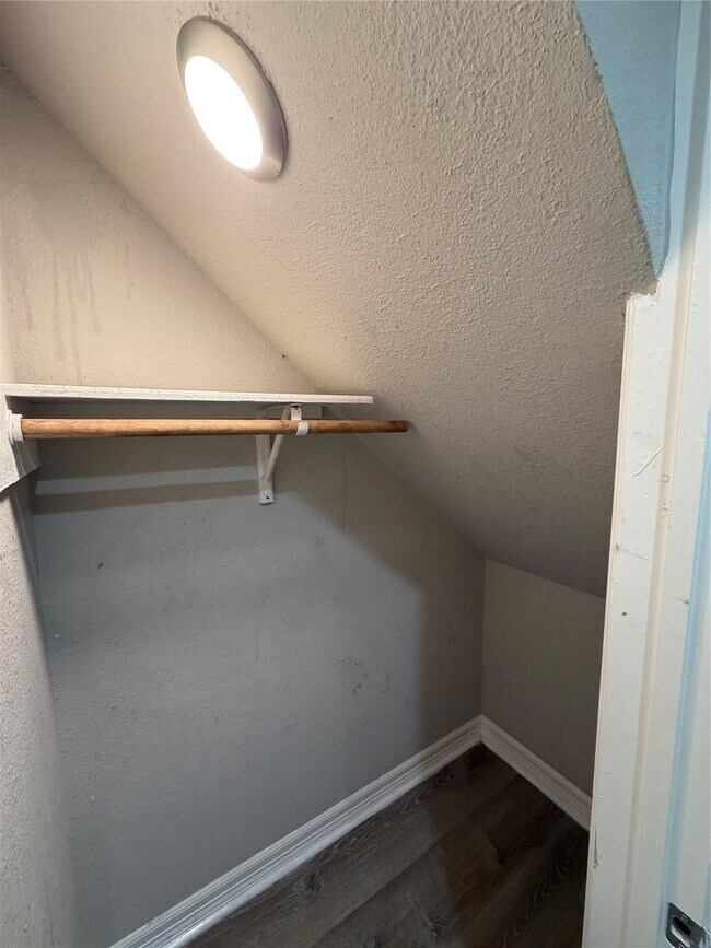 Building Photo - 2810 Grants Lake Blvd