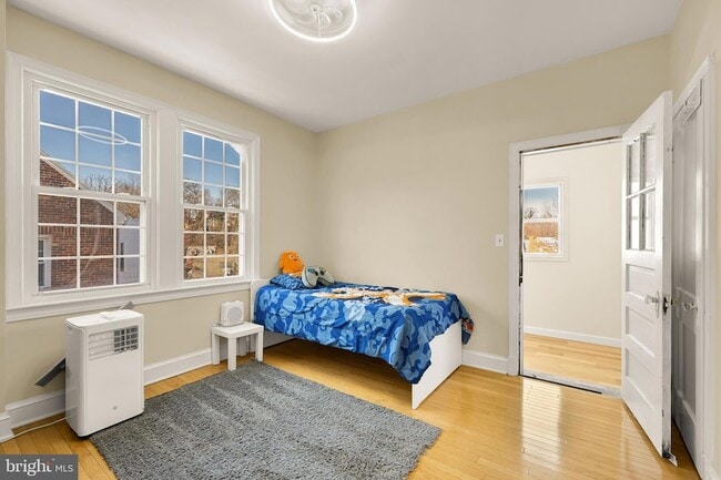 Building Photo - 3422 Pennsylvania Ave. SE