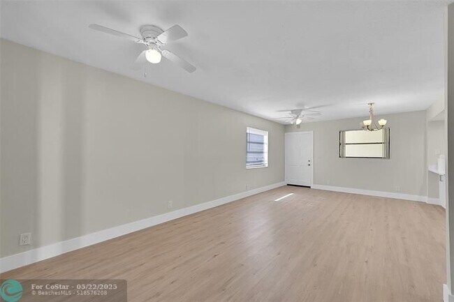 Building Photo - 9150 NW 38th Dr