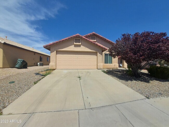 Building Photo - 5445 Los Capanos Dr