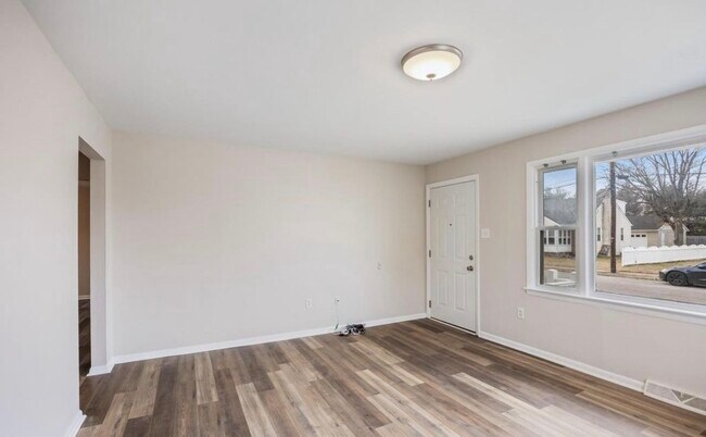 Building Photo - 9 Easlick Ave