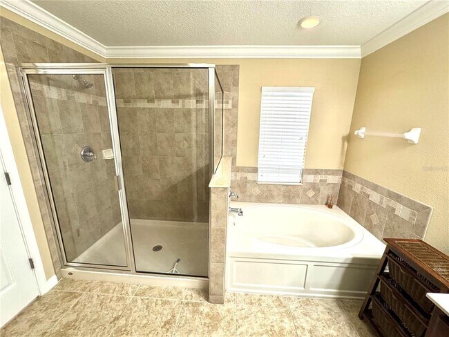 Building Photo - 1483 Hillview Ln