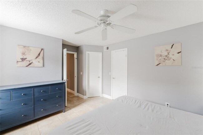 Building Photo - 5120 Conroy Rd