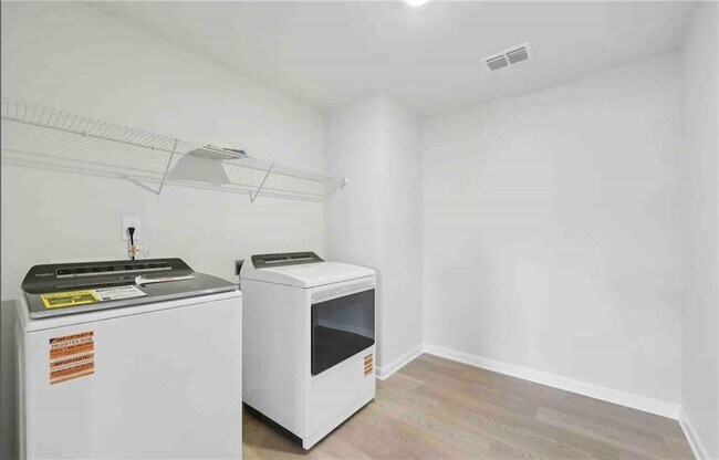 Building Photo - 1528 High Fls Ln