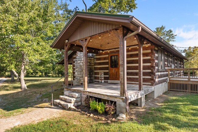 Building Photo - 150 Frazier Cemetery Rd