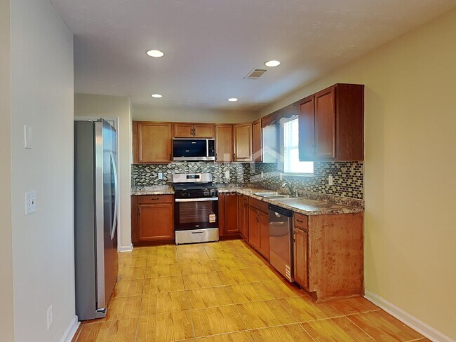 Building Photo - 4298 Persian Ct