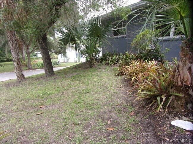 Building Photo - 701 Emery St