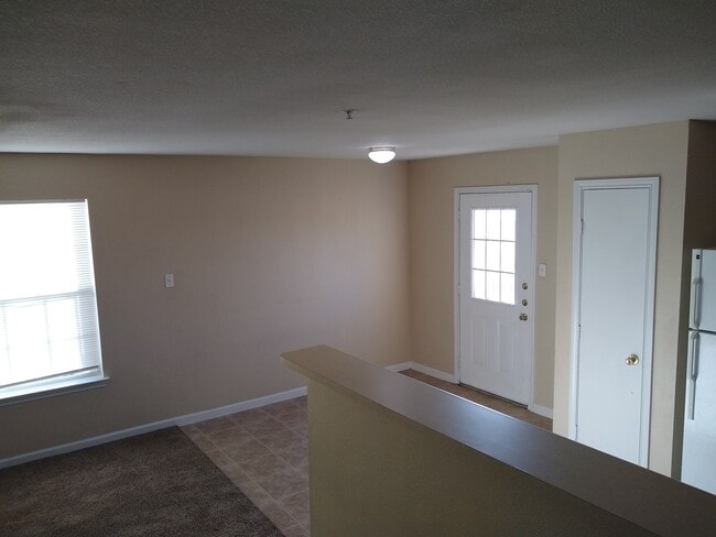 Building Photo - COMING SOON! 3 Bedroom Townhome Converse, TX