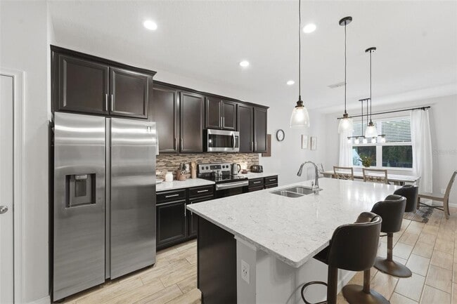Building Photo - 1097 Hendon Lp