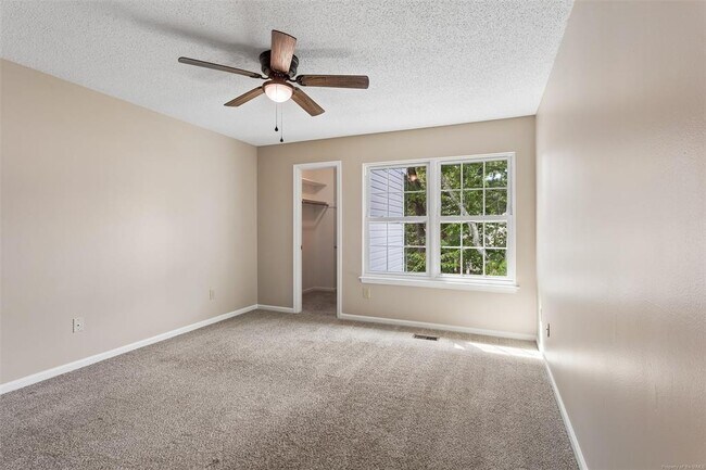 Building Photo - 5306 Aden Ct