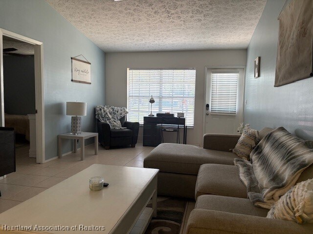 Building Photo - 5517 Granada Blvd