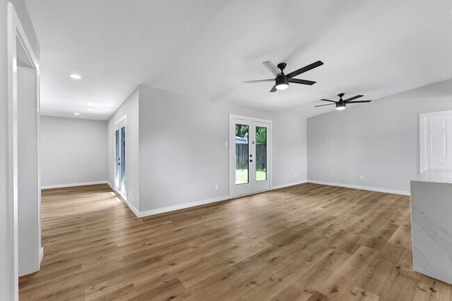 Building Photo - 5634 Cerritos Dr