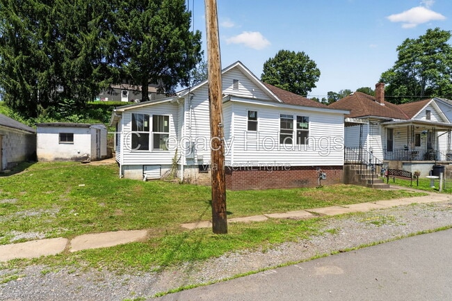 Building Photo - 87 Crisfield St