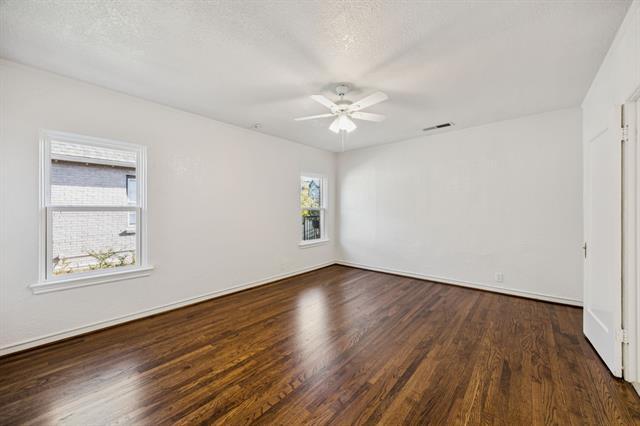 Building Photo - 4147 Emerson Ave