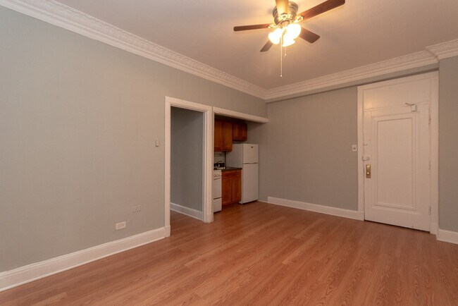 Building Photo - 3824 N Fremont St